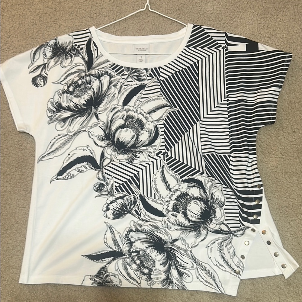 Chico's Black and White Patterned Top